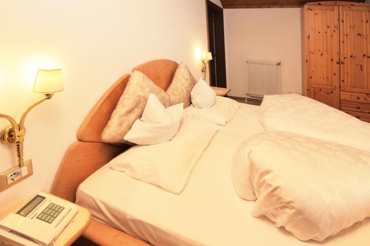 Hotel Chalet Olympia Monguelfo-Tesido / Welsberg-Taisten Екстериор снимка