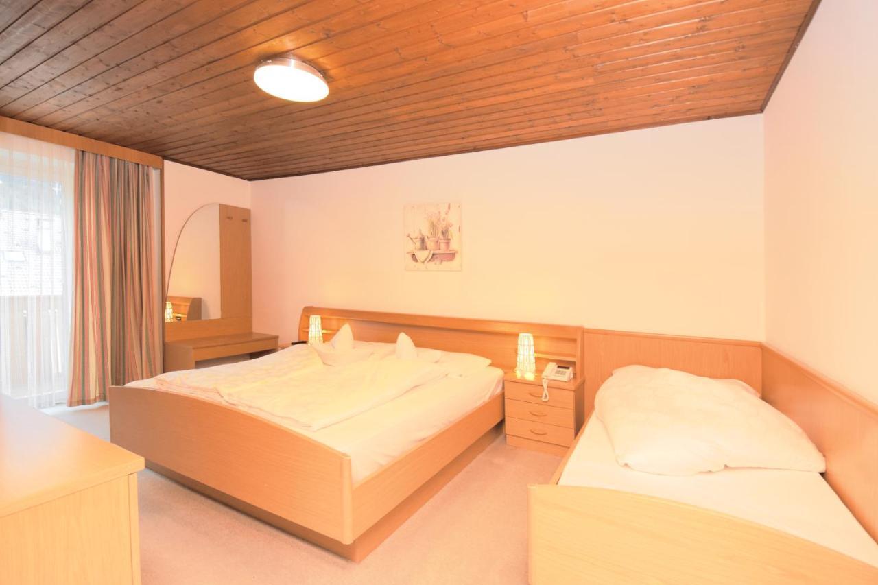 Hotel Chalet Olympia Monguelfo-Tesido / Welsberg-Taisten Екстериор снимка