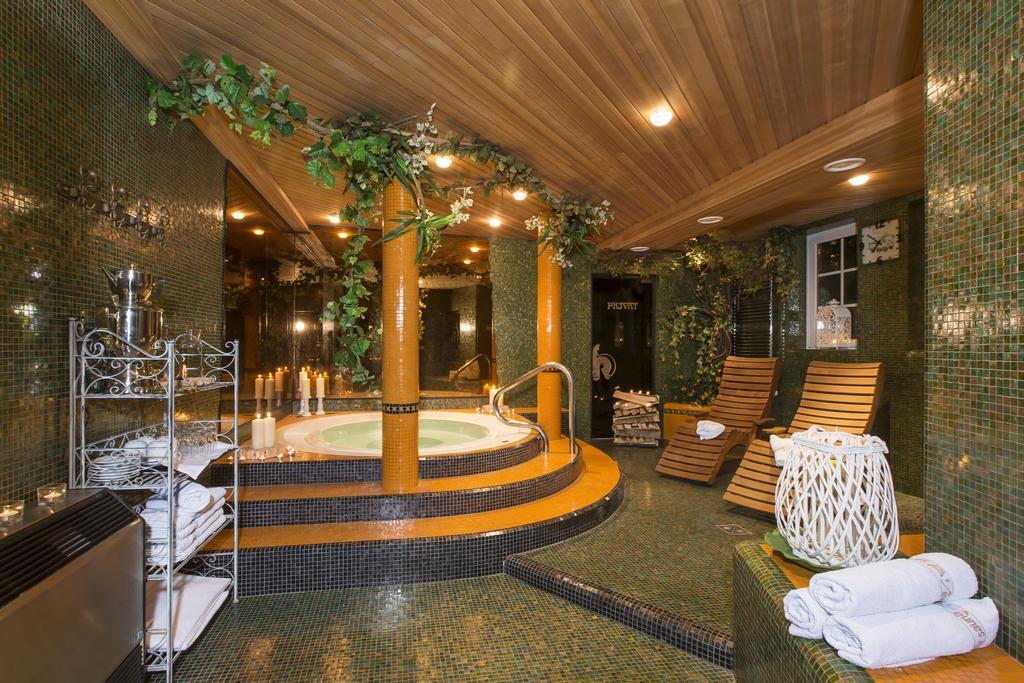 Hotel Chalet Olympia Monguelfo-Tesido / Welsberg-Taisten Екстериор снимка