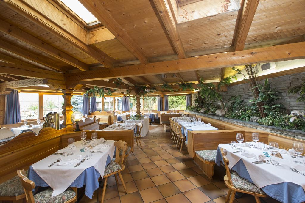 Hotel Chalet Olympia Monguelfo-Tesido / Welsberg-Taisten Екстериор снимка